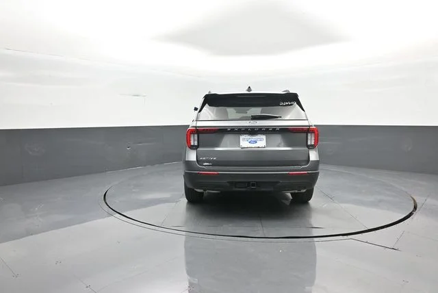 New 2026 Carbonized Gray Metallic Ford Active image 6