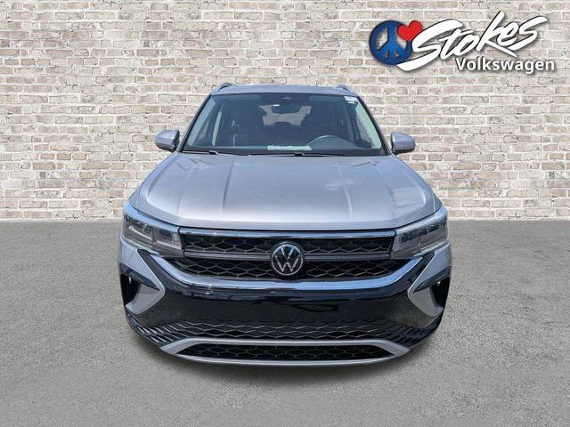 Used 2023 Silver Volkswagen 1.5T SE image 9