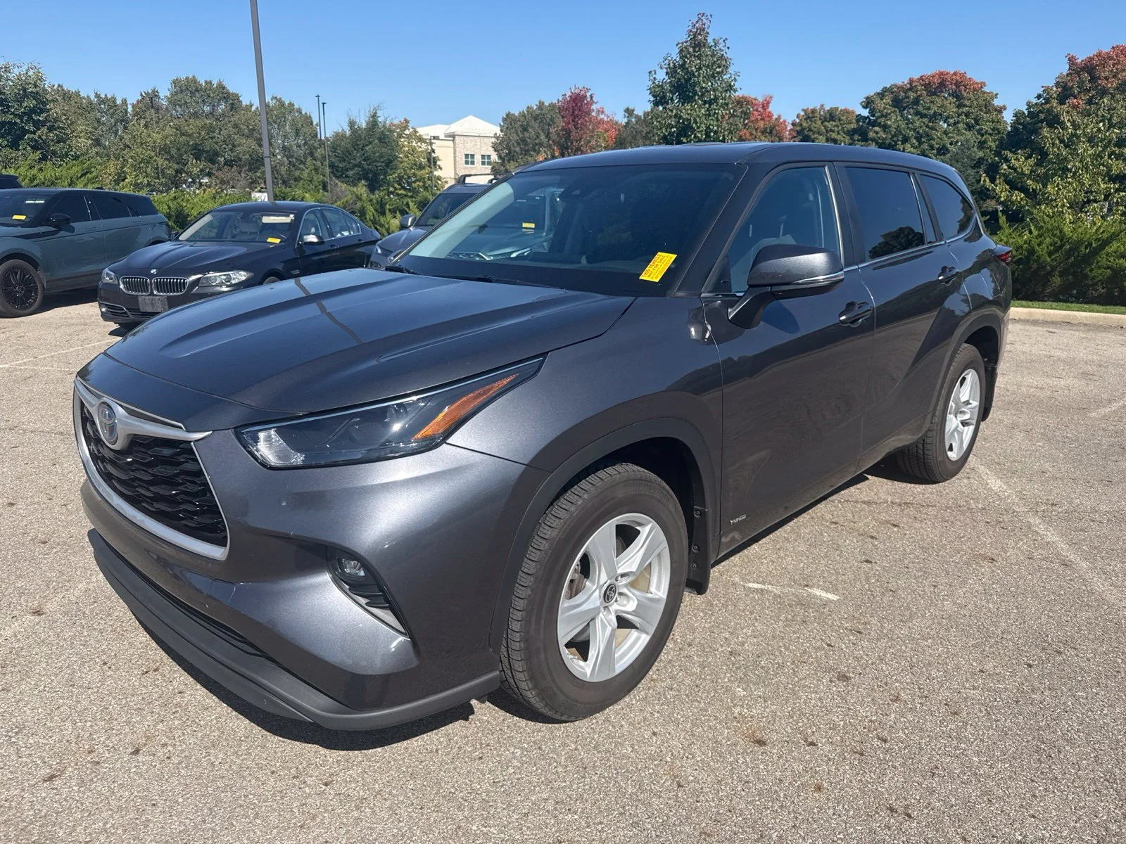 Used 2023 Gray Toyota  image 1