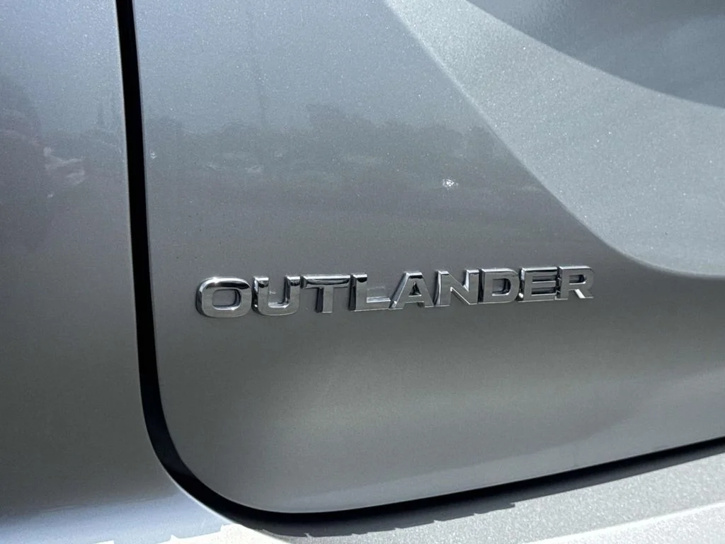 2026 Mitsubishi Outlander SE - Photo 30