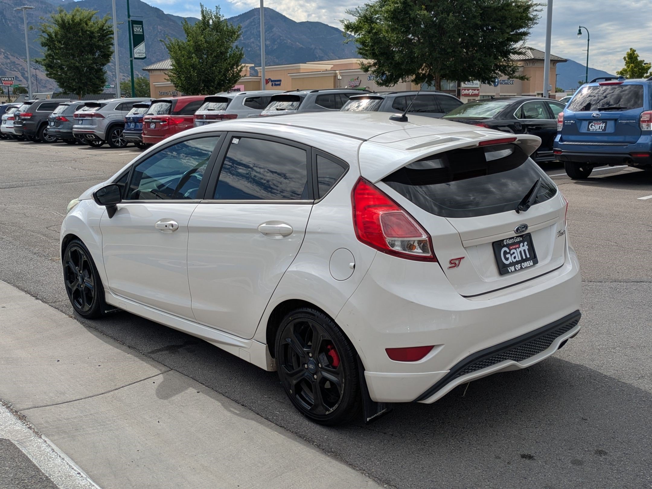 Used 2019 White Platinum Clearcoat Metallic Ford ST image 5