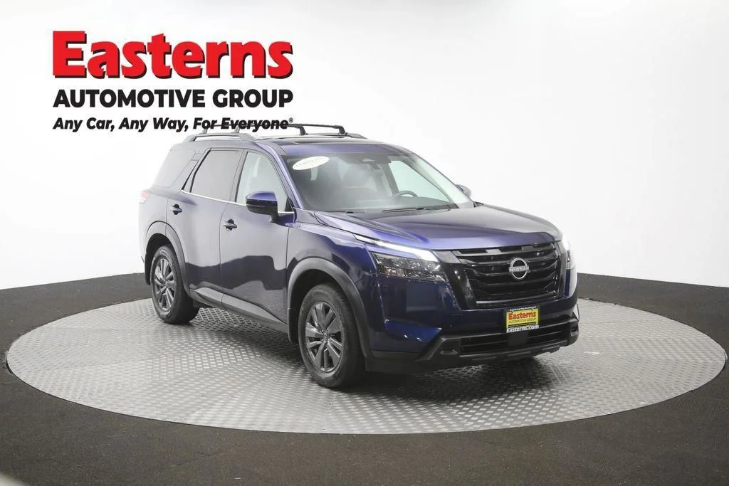Used 2023 Blue Nissan SV image 53