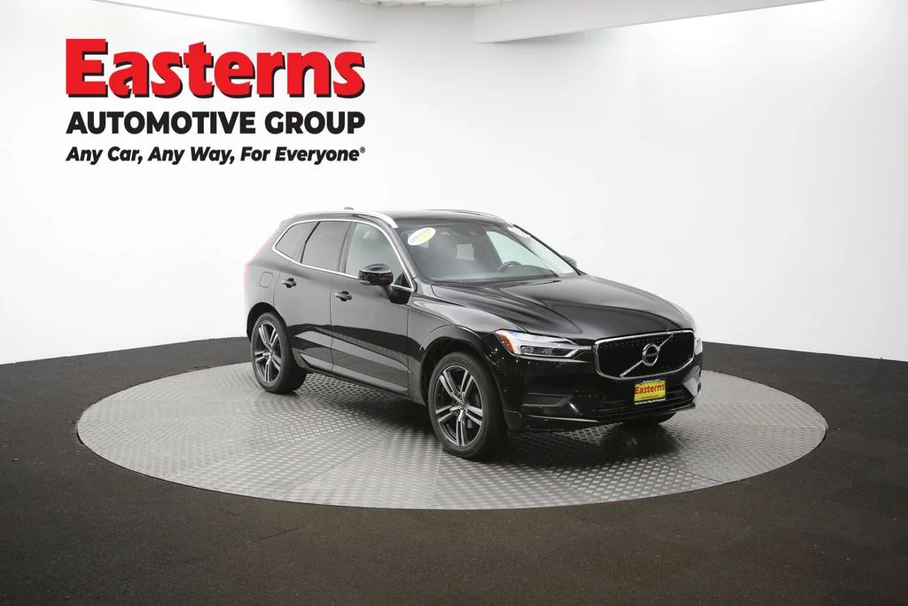 Used 2019 Black Volvo T5 Momentum image 51
