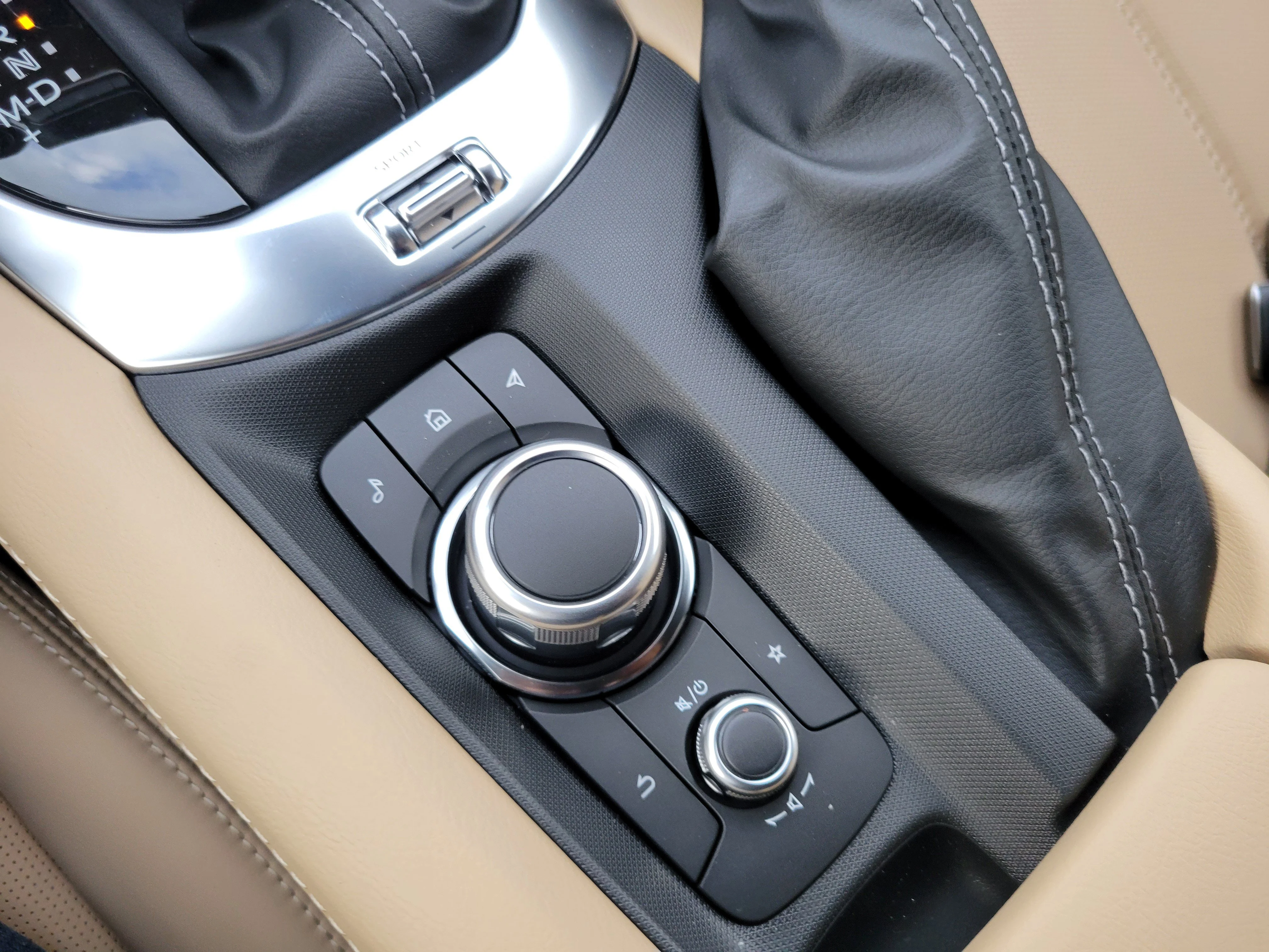 New 2026 Snowflake White Pearl Mazda Grand Touring image 17
