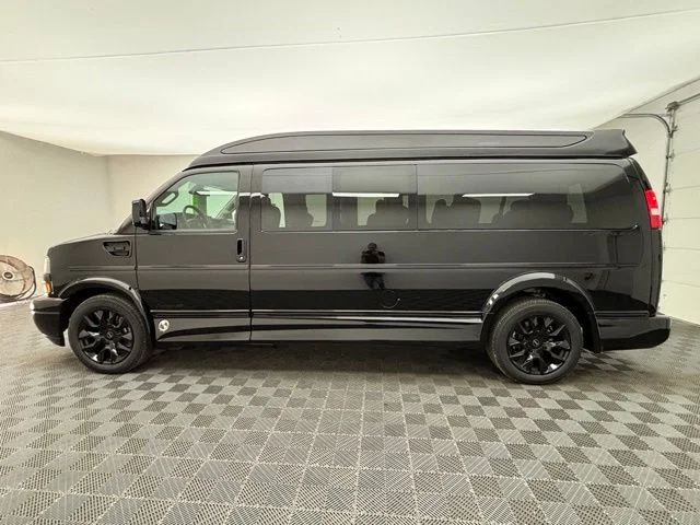 New 2026 Onyx Black GMC Explorer Limited SE image 15