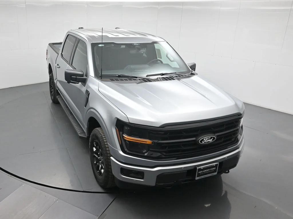 New 2026 Iconic Silver Metallic Ford XLT image 34