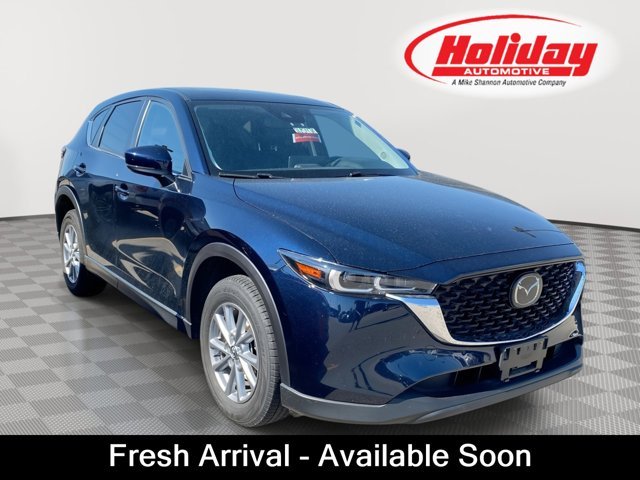 2023 Mazda CX-5 S Preferred package Auto AWD's photo