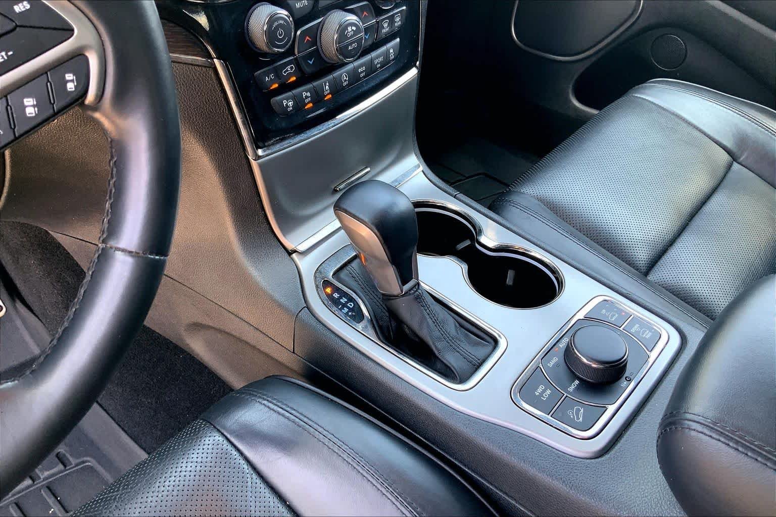 Used 2021 Diamond Black Crystal Pearlcoat Jeep High Altitude image 17