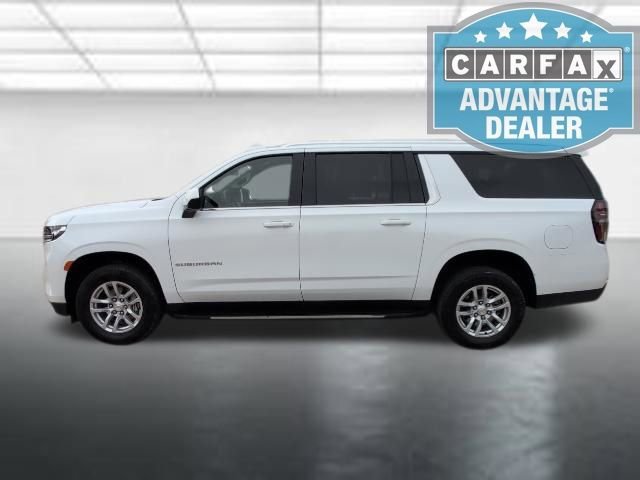 2024 Chevrolet Suburban LT - Photo 30