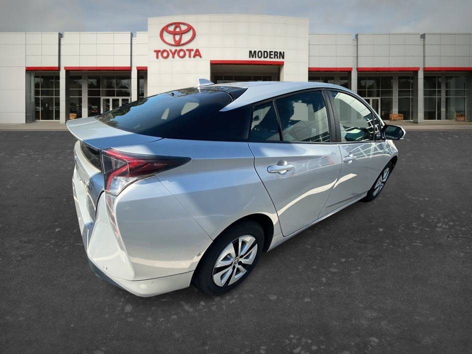 Used 2018 Classic Silver Metallic Toyota Two image 16