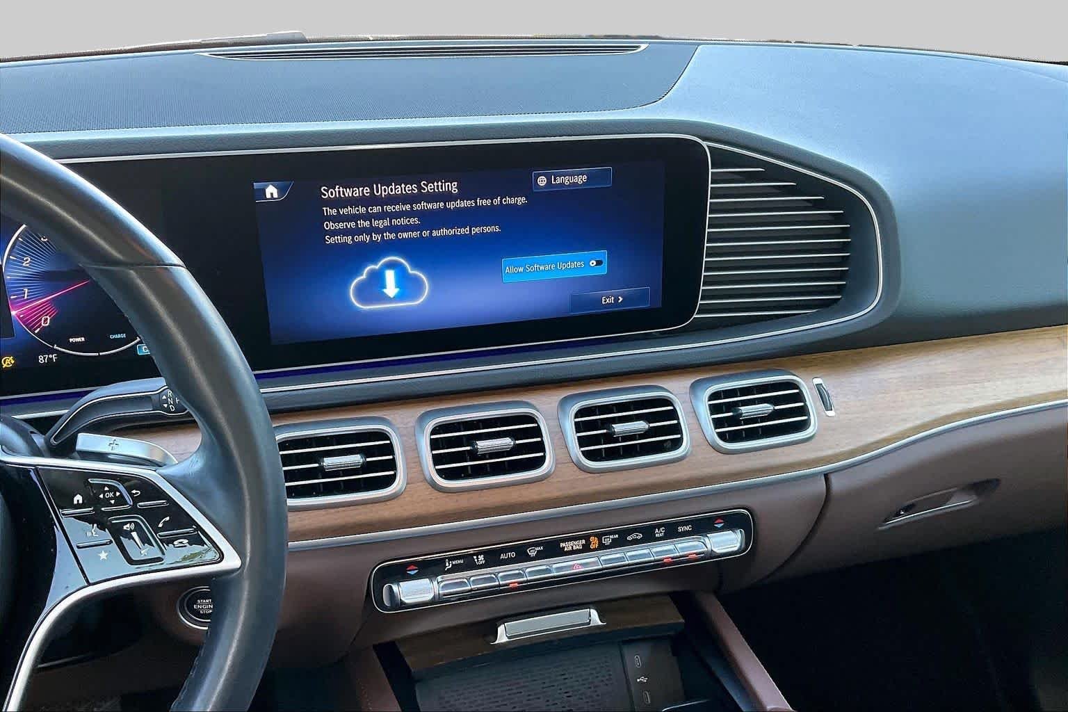 Used 2025 Twilight Blue Metallic Mercedes-Benz GLE 350 image 7