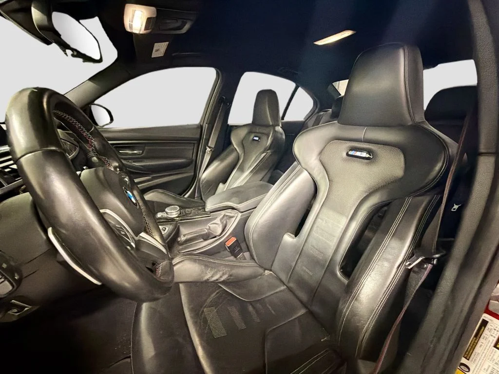 Used 2018 Orange BMW Base image 5