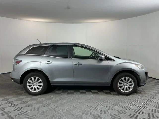 Used 2010 Silver Mazda i Sport image 4