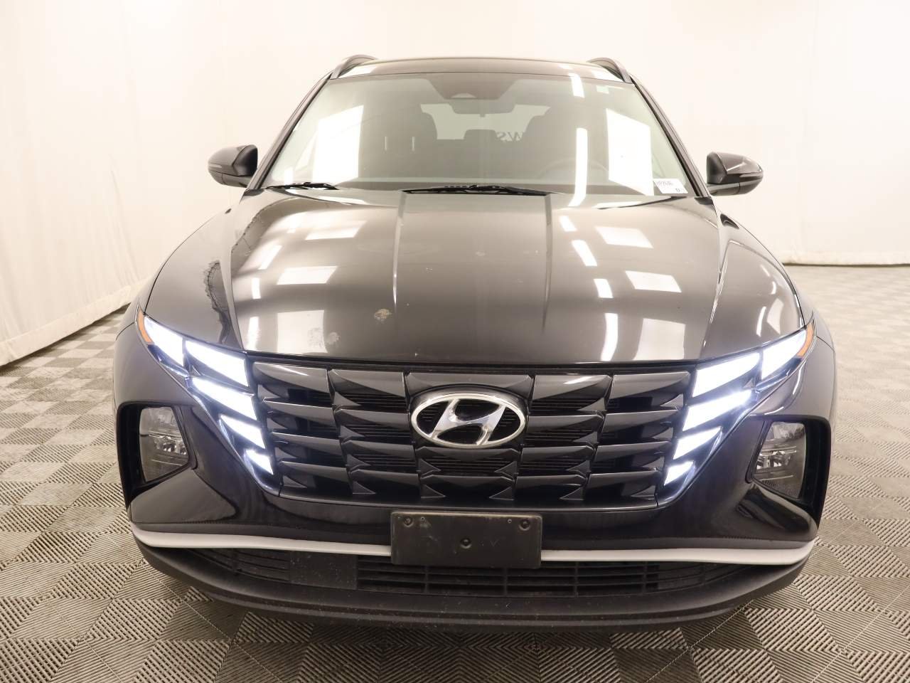 Certified Used 2023 Phantom Black Pearl Hyundai SEL image 4