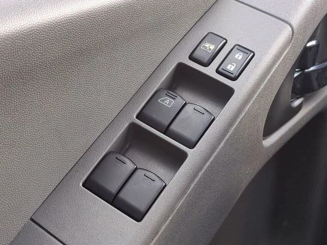 Used 2016 Gray Nissan SV image 22