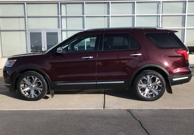 2019 Ford Explorer Platinum photo 3
