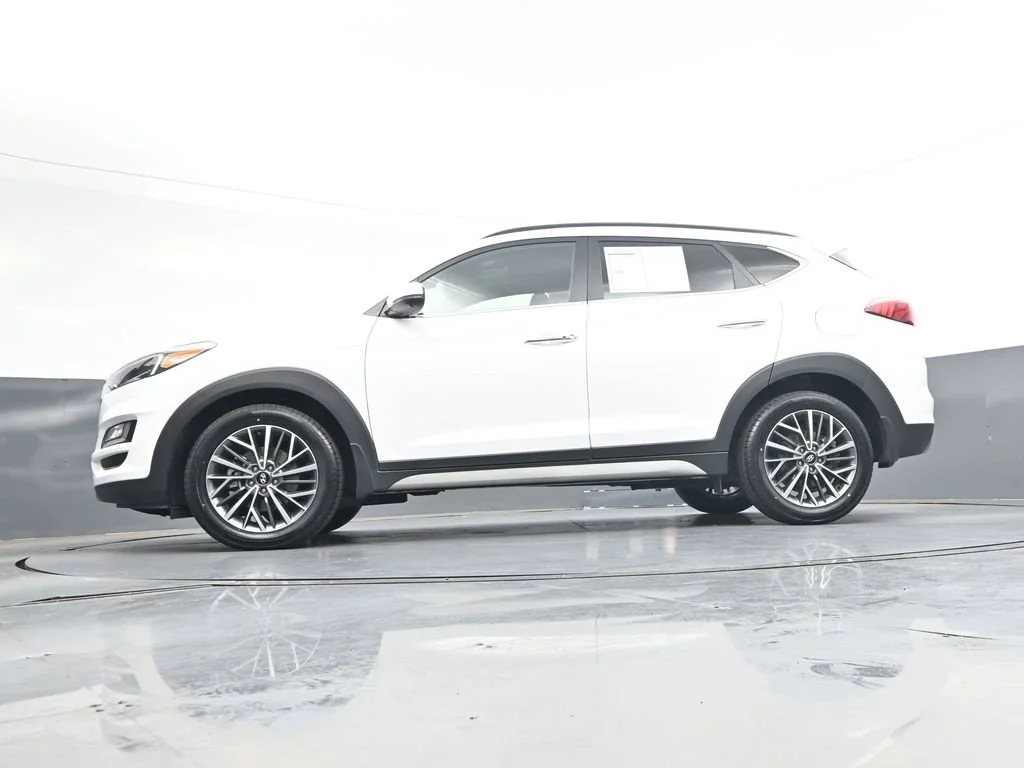 Used 2019 White Hyundai Ultimate image 41
