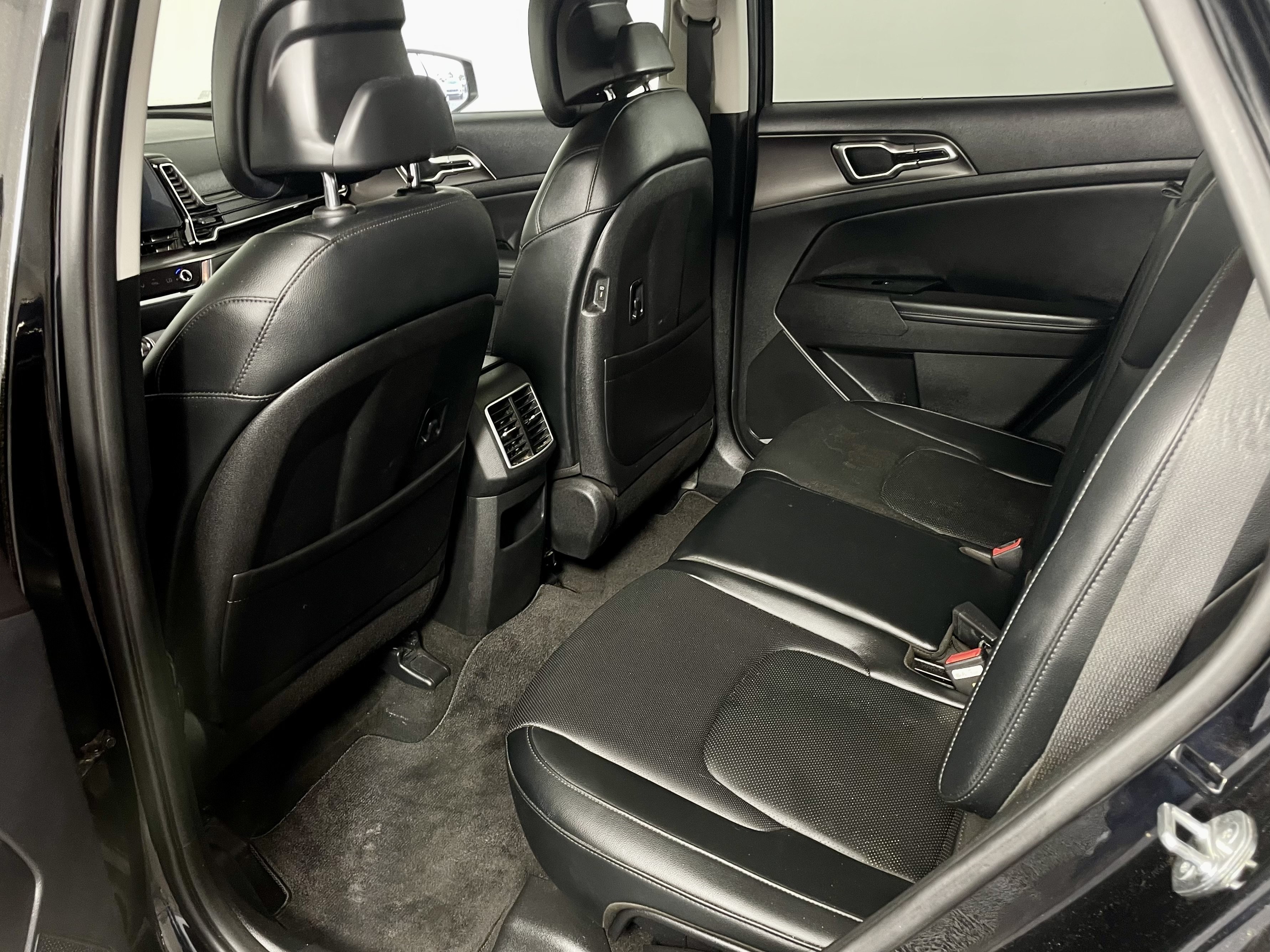 Used 2023 Ebony Black Kia EX image 11