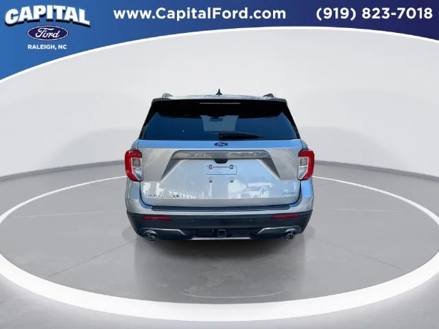 Used 2023 Silver Ford XLT image 7