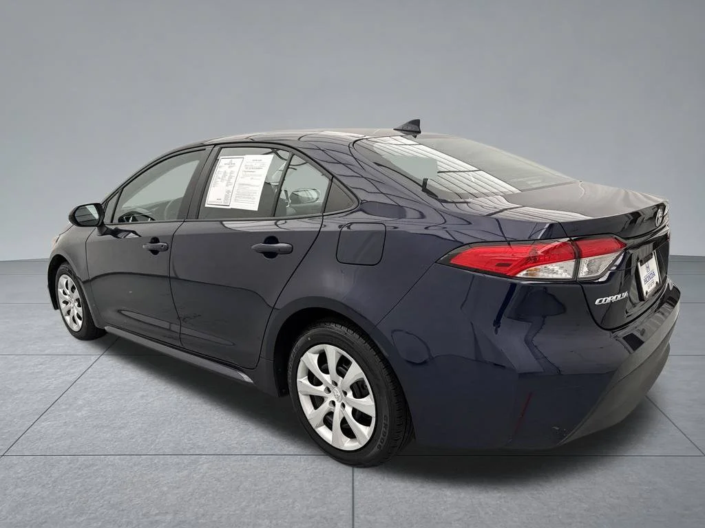 Used 2024  Toyota LE image 5
