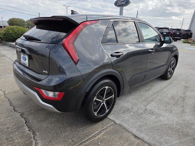Used 2025 Interstellar Gray Kia LX image 5