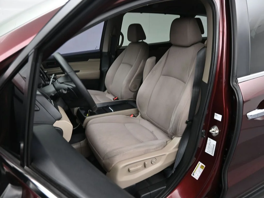 Used 2020 Red Honda EX image 8