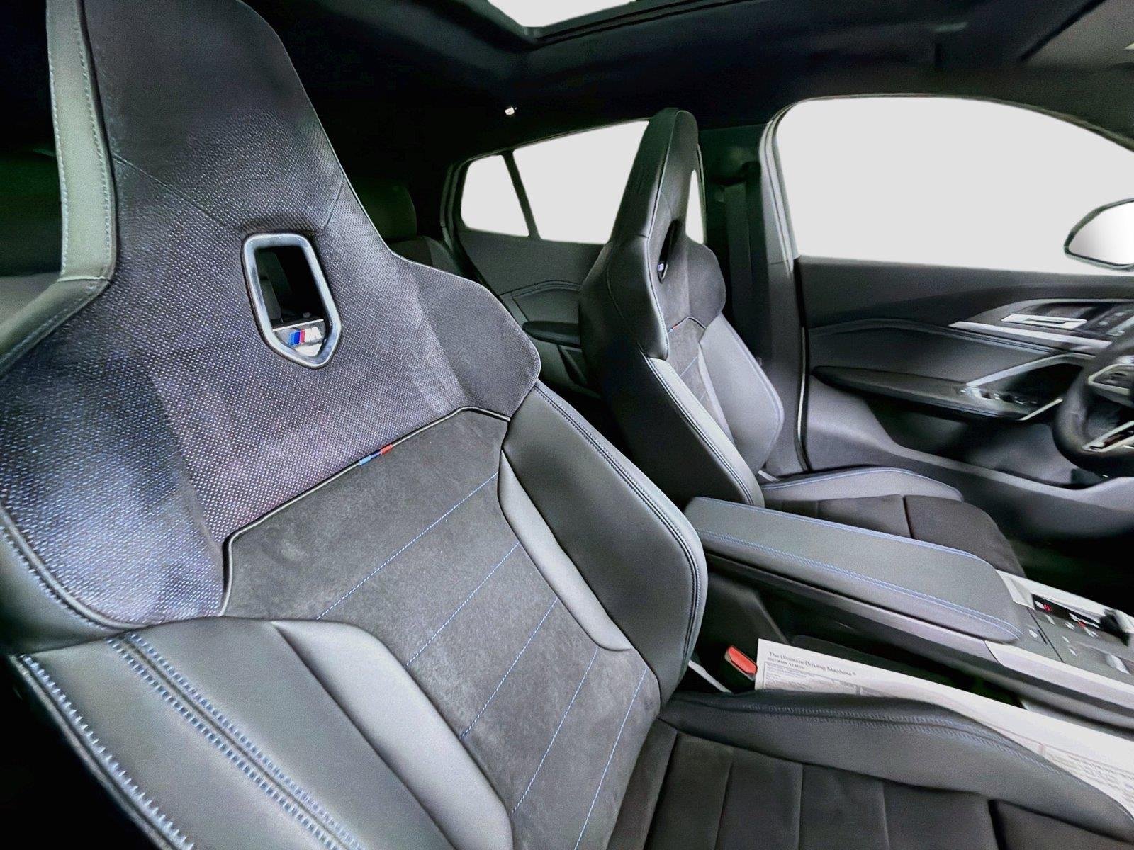 New 2027 Alpine White BMW M35i image 28