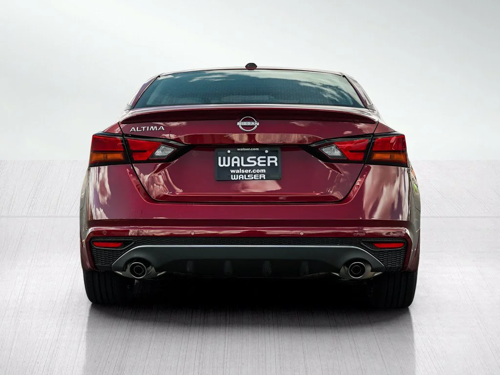 New 2026 Scarlet Ember Tintcoat Nissan 2.5 SV image 5