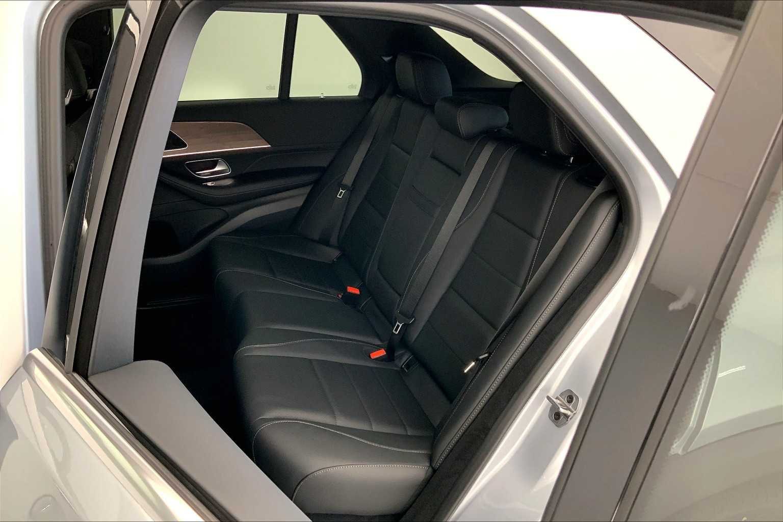 2025 Mercedes-Benz GLE GLE350 - Photo 13