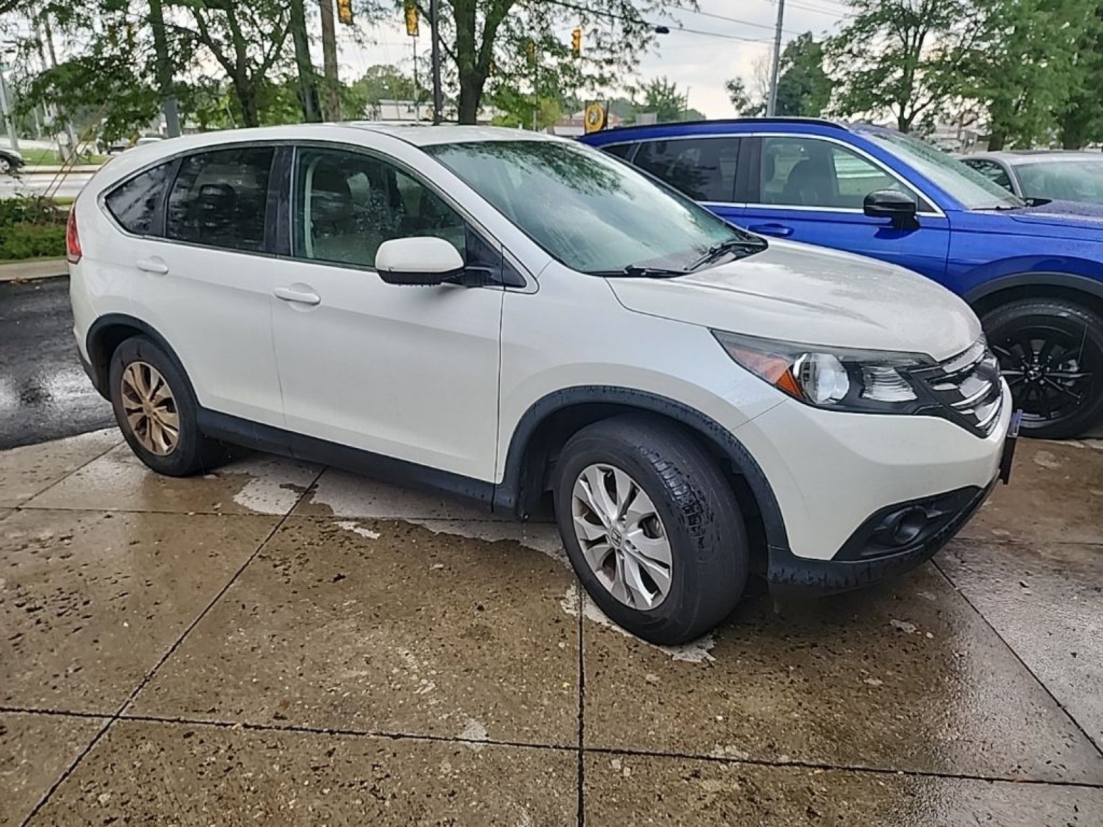 Used 2013 White Diamond Pearl Honda EX image 4