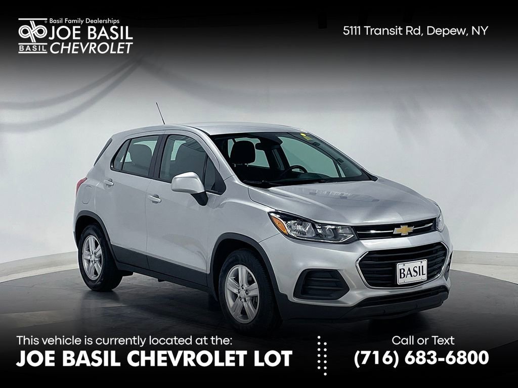2019 Chevrolet Trax LS's photo