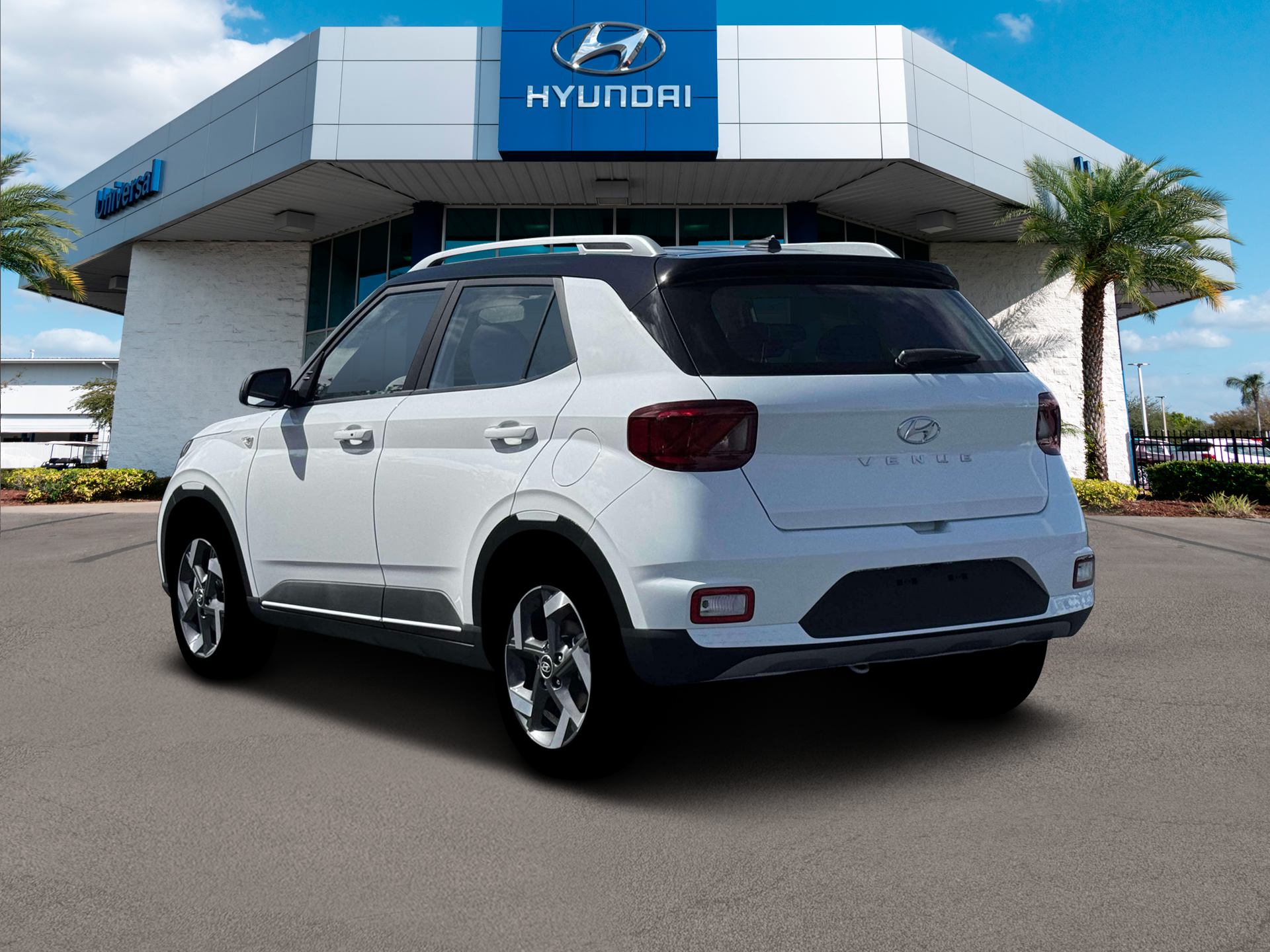 New 2026 White Hyundai SEL w/Two-Tone Roof image 5