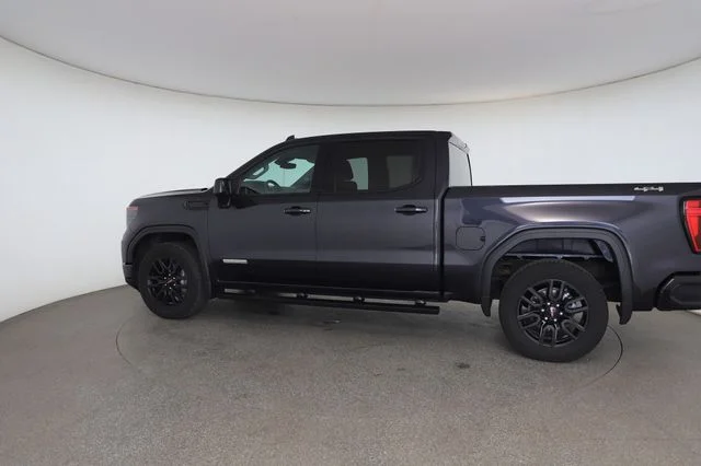 Used 2024 Silver GMC Elevation image 9