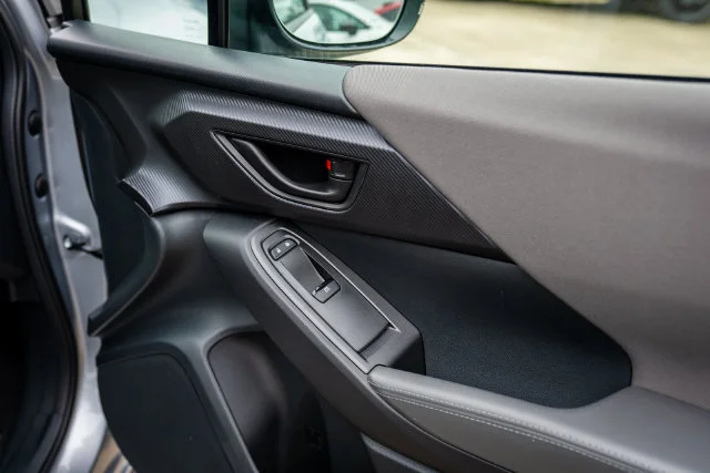 New 2026 Ice Silver Metallic Subaru Premium image 24