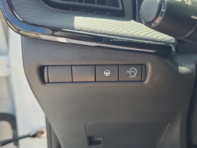 2025 Nissan Kicks SR - Photo 23