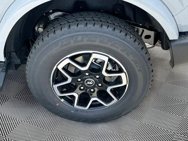 New 2026 Avalanche Ford Outer Banks image 20