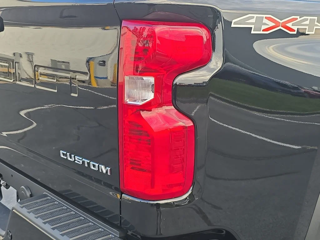 2026 Chevrolet Silverado 2500 HD Custom - Photo 35