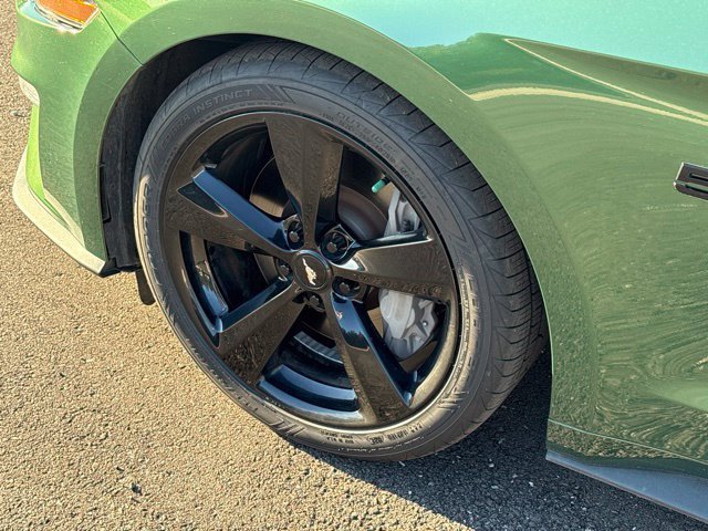 Used 2023 Green Ford GT image 3