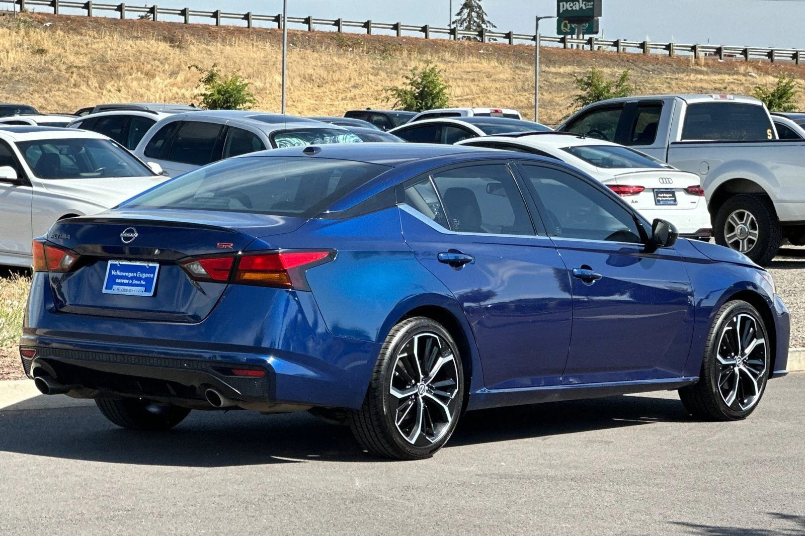 Used 2023 Blue Nissan 2.5 SR image 3