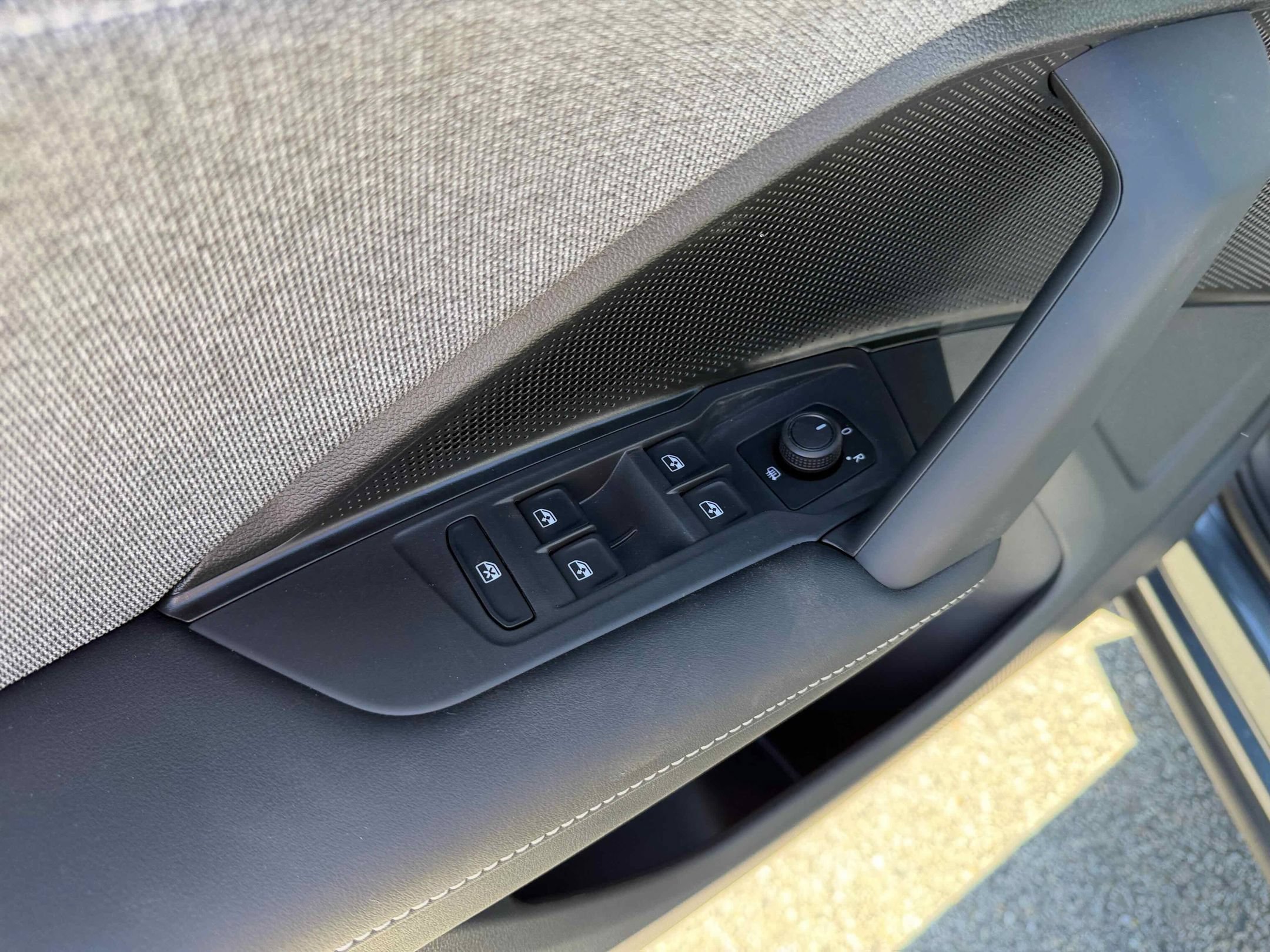 New 2026 Platinum Gray Volkswagen S image 15