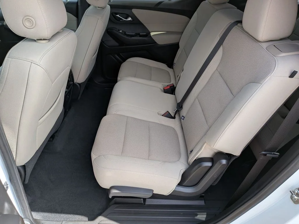 Used 2023 White Chevrolet LS image 24