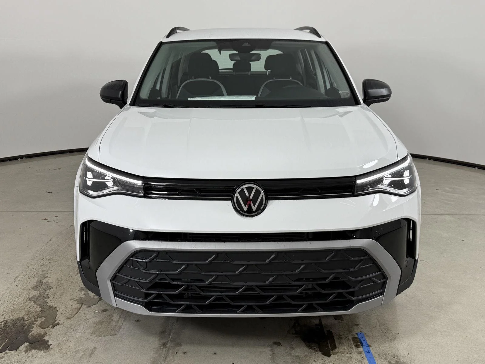 New 2027 Pure White Volkswagen S image 2