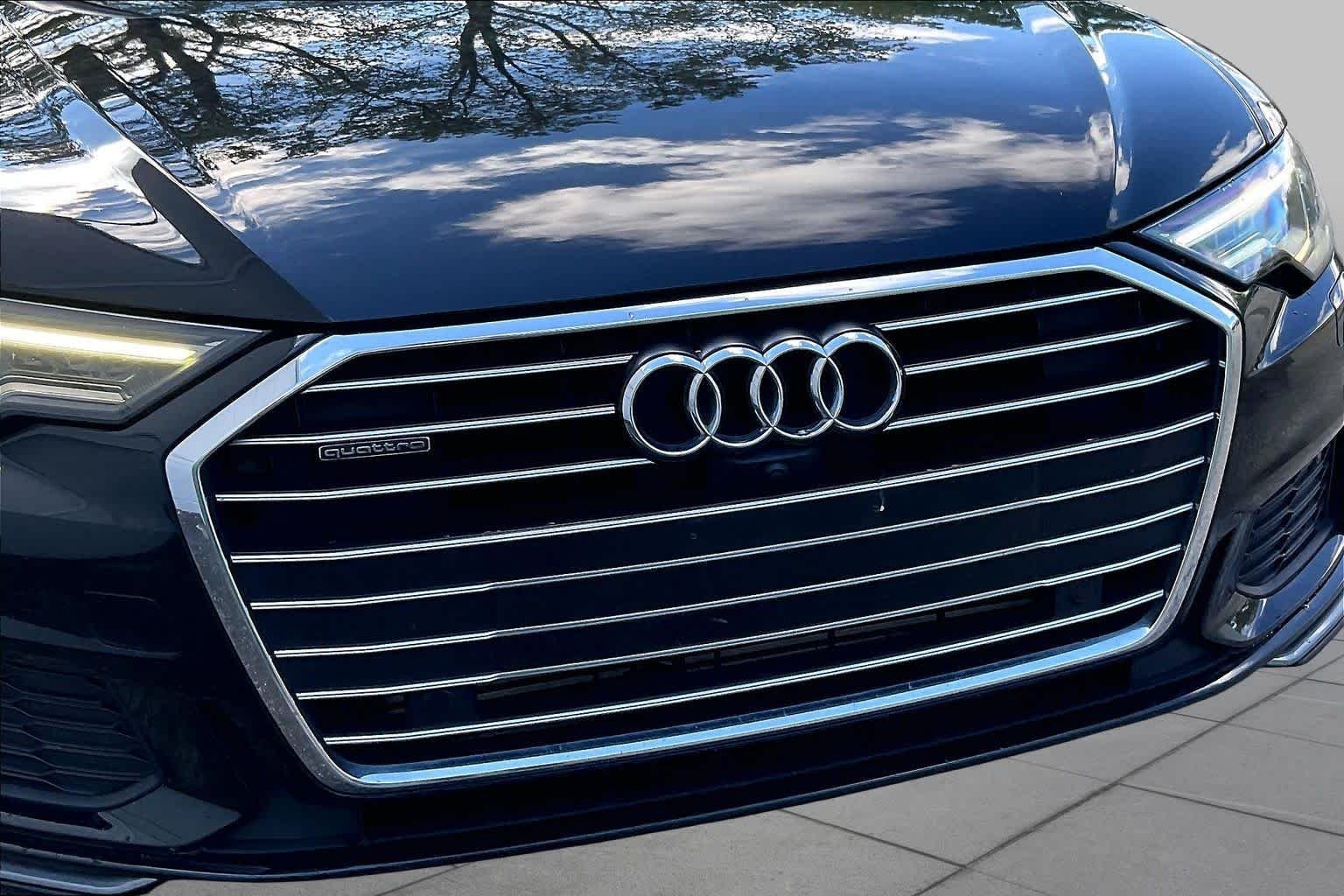 Used 2019 Mythos Black Metallic Audi Premium Plus image 31