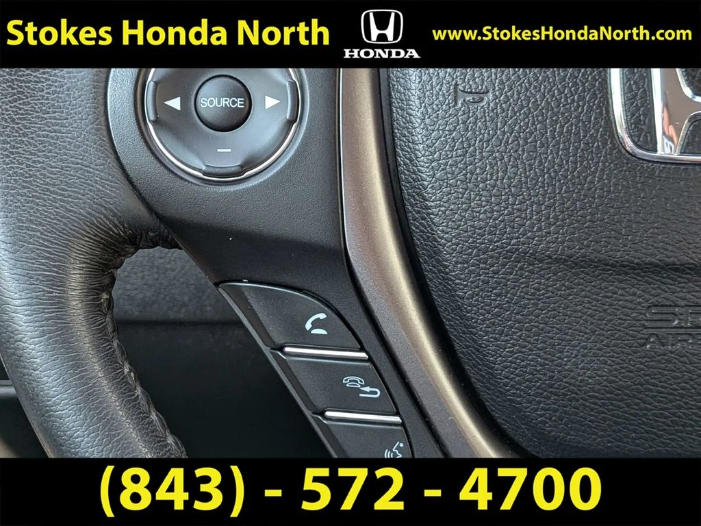 Used 2017  Honda RTL image 25