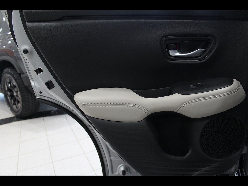 2023 Honda HR-V LX - Photo 18