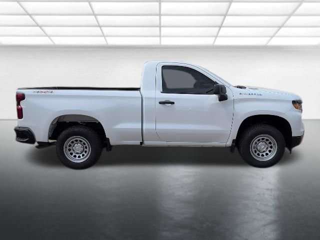 New 2026 Summit White Chevrolet WT image 21