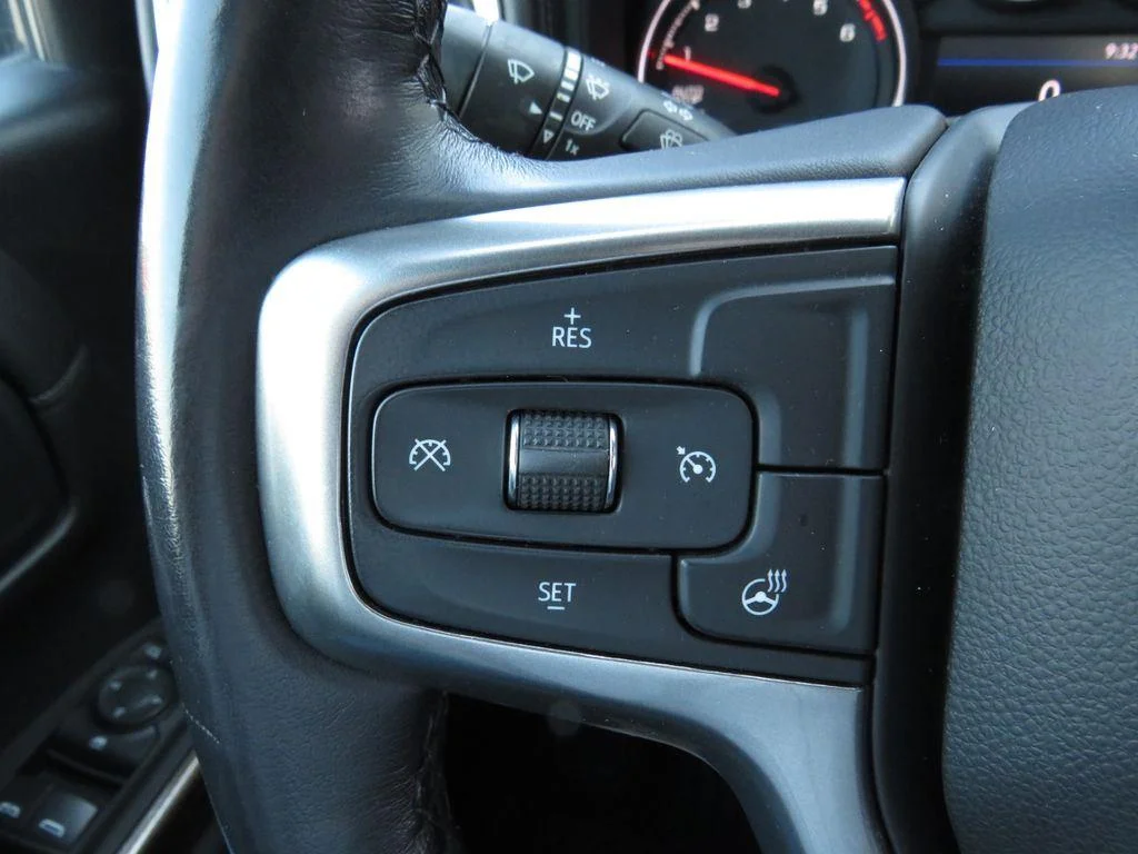 Used 2022 Steel Metallic Chevrolet LT image 28