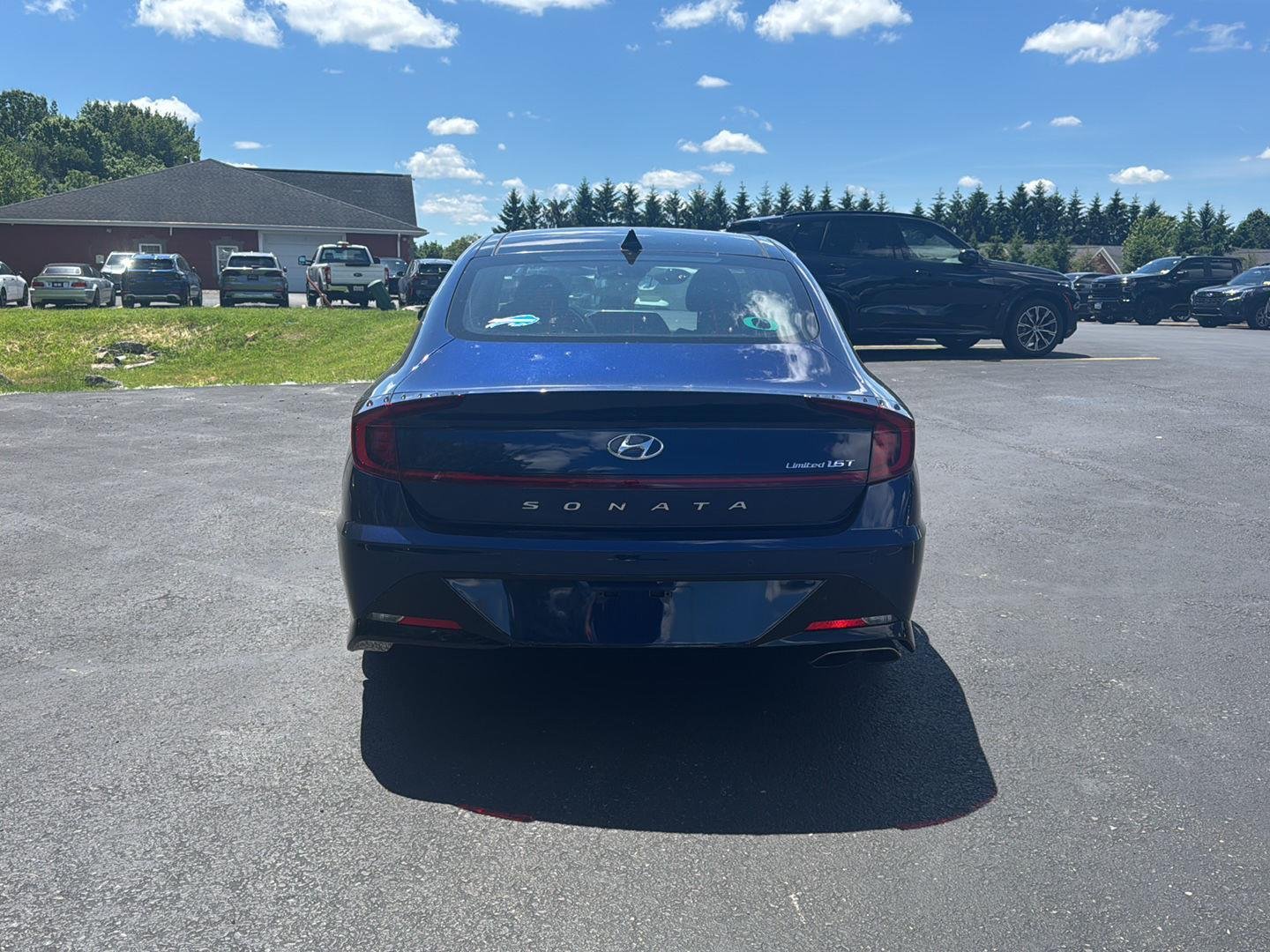 Used 2021 Stormy Sea Hyundai Limited image 4