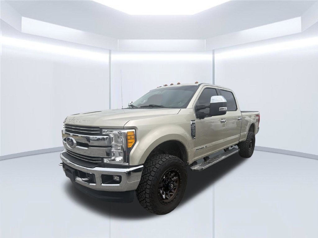 Used 2017 Gold Ford Lariat image 4