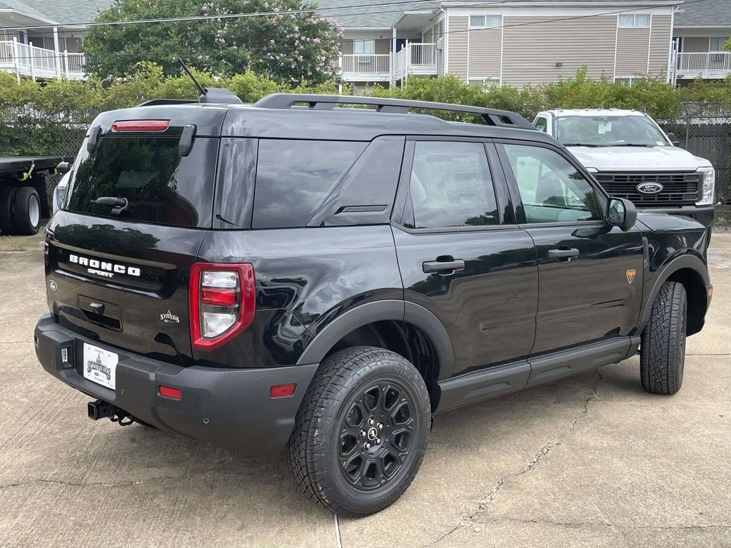 New 2026 Shadow Black Ford Badlands image 3